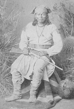 Un guerriero Chiricahua